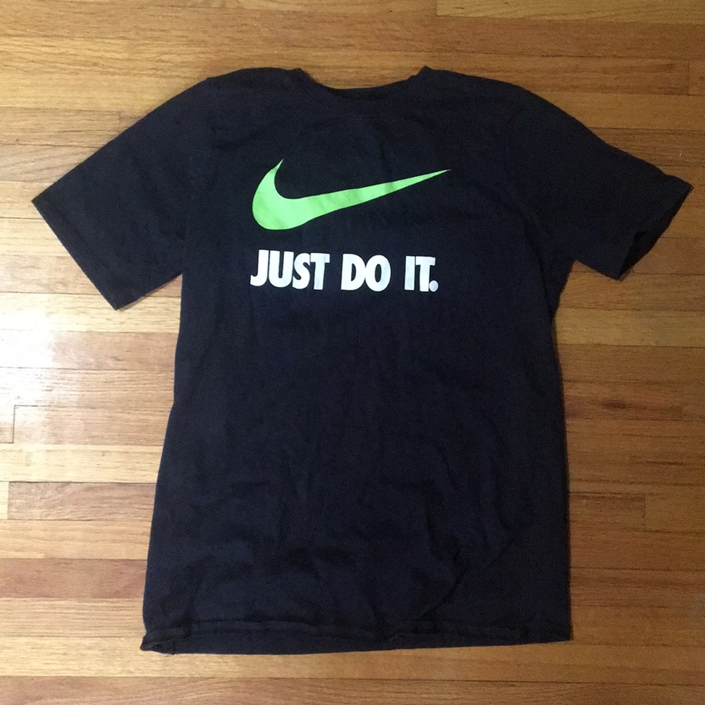 Nike T-shirt